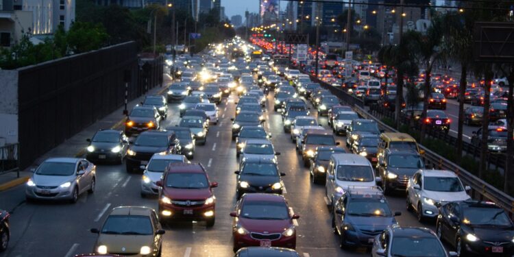 Simple tips to avoid traffic congestion during festive periods